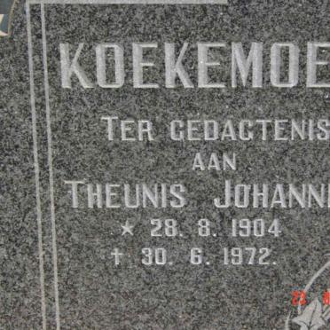 KOEKEMOER Theunis Johannes 1904-1972