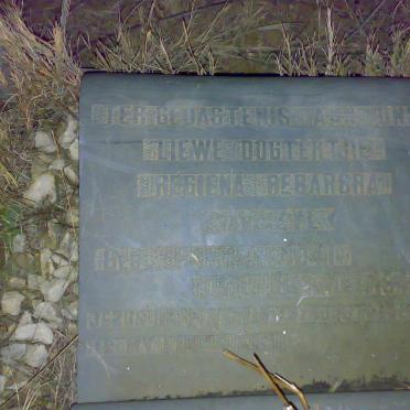 Gauteng, KRUGERSDORP district, Tarlton, Vlakdrift 163_2, De la Rey family cemetery