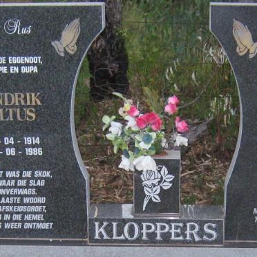 KLOPPERS Hendrik Baltus 1914-1986 &amp; Susanna Josiena 1923-2006