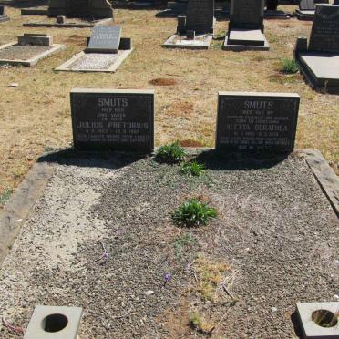 SMUTS Julius Pretorius 1903-1989 &amp; Aletta Dorathea 1905-1979