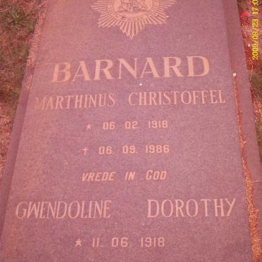 BARNARD Marthinus Christoffel 1918-1986 &amp; Gwendoline Dorothy 1918-1990