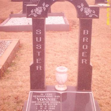 E - Surnames :: Vanne - E