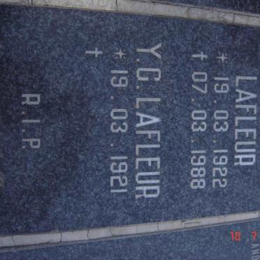 LAFLEUR Y.G. 1921-  &amp; M.A.A. PARENTEAU 1922-1988