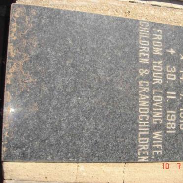 WHITTLE Victor John Rundle 1919-1981