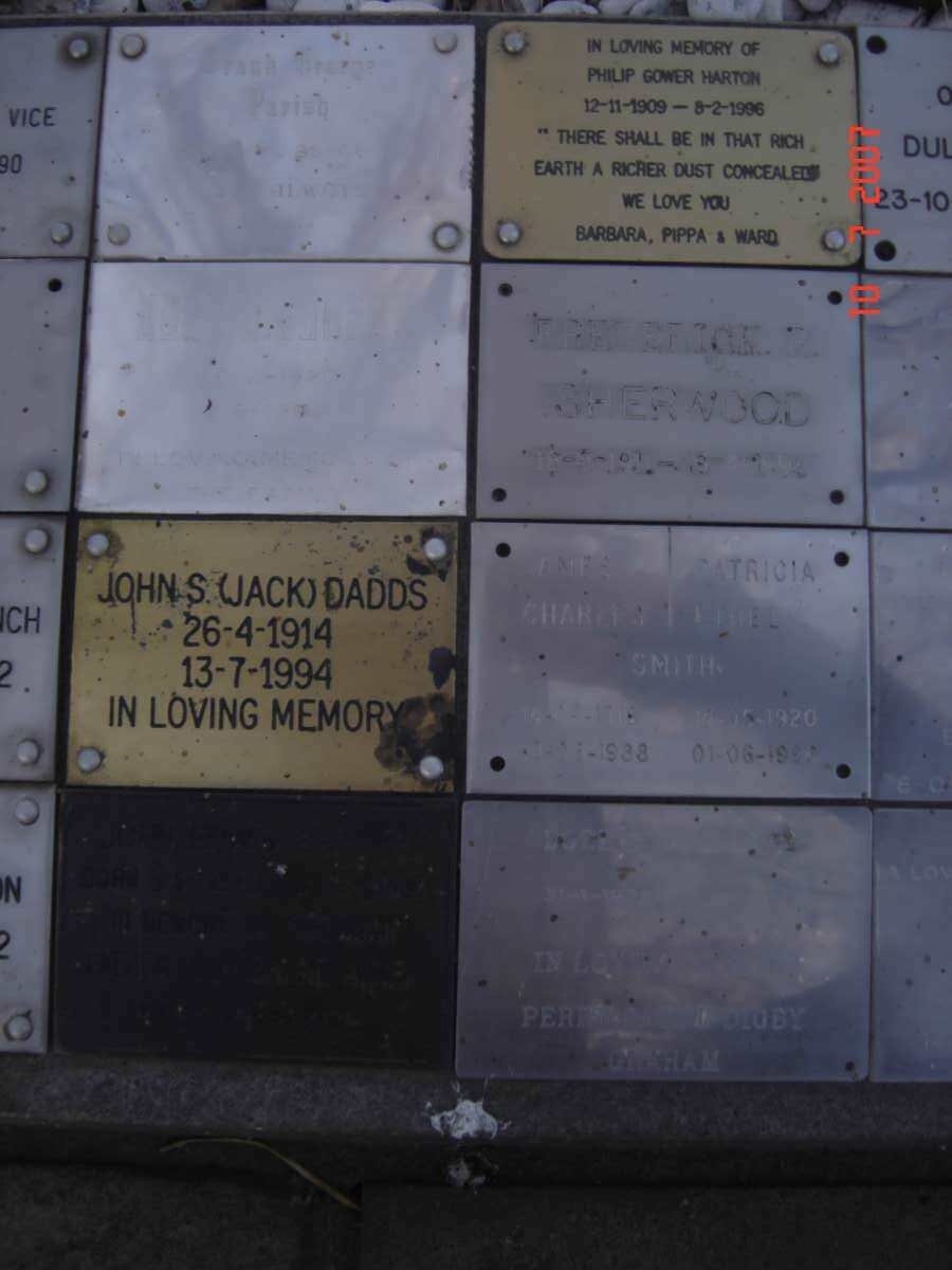 Plaque 7