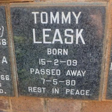 LEASK Tommy 1909-1980