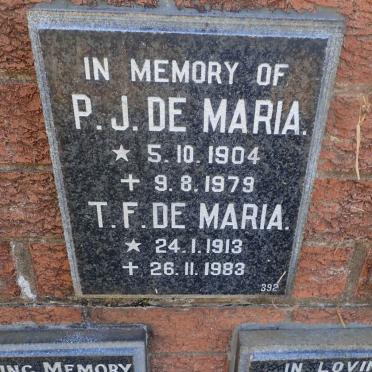 MARIA P.J., de 1904-1979 &amp; T.F. 1913-1983