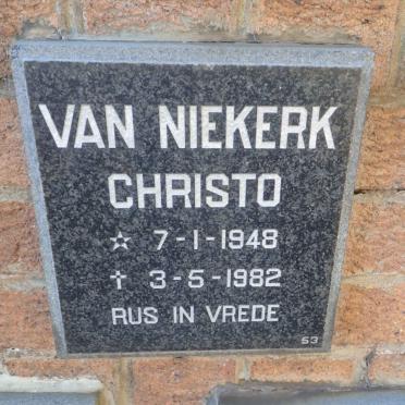 NIEKERK Christo, van 1948-1982