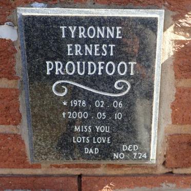 PROUDFOOT Tyronne Ernest 1978-2000