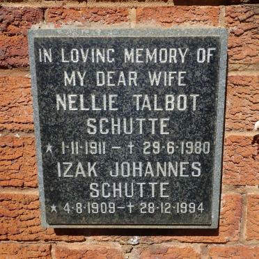 SCHUTTE Izak Johannes 1909-1994 &amp; Nellie Talbot 1911-1980
