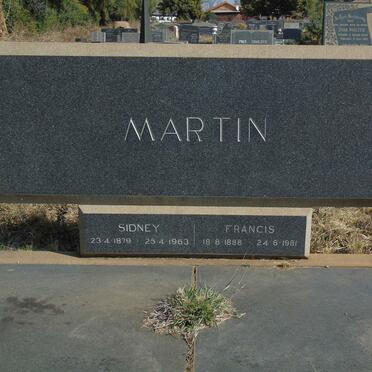 MARTIN Sidney 1879-1963 &amp; Francis 1888-1981