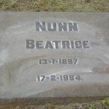NUNN Beatrice 1897-1984