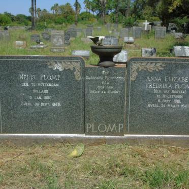 PLOMP Nelis 1890-1948 & Anna Elizabeth Fredrika VAN ROOYEN 1901-1948