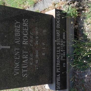 ROGERS Vincent Aubrey, STUART 1902-1977 &amp; Sophia Petronella KUISIS 1907-1995