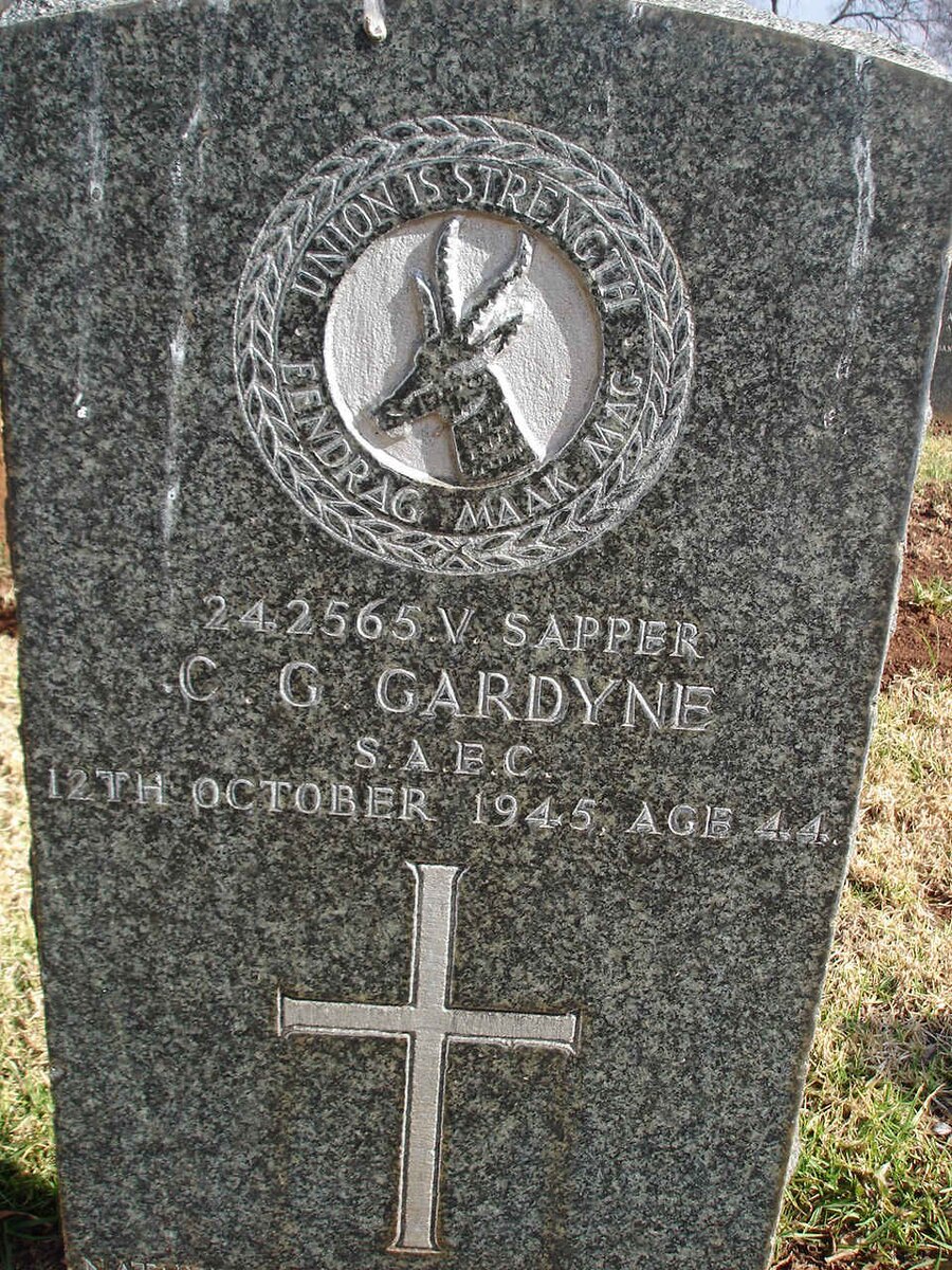 GARDYNE C.G. -1945