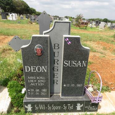 BURGER Deon 1962-2021 & Susan 1965- 