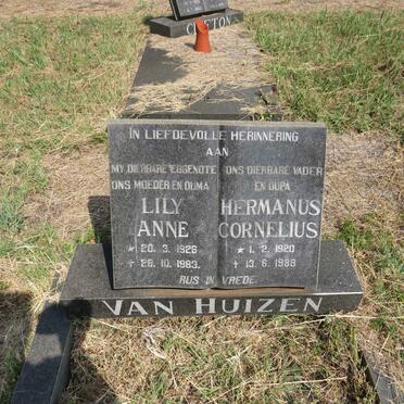 HUIZEN Hermanus Cornelius, van 1920-1988 & Lily Anne 1926-1983