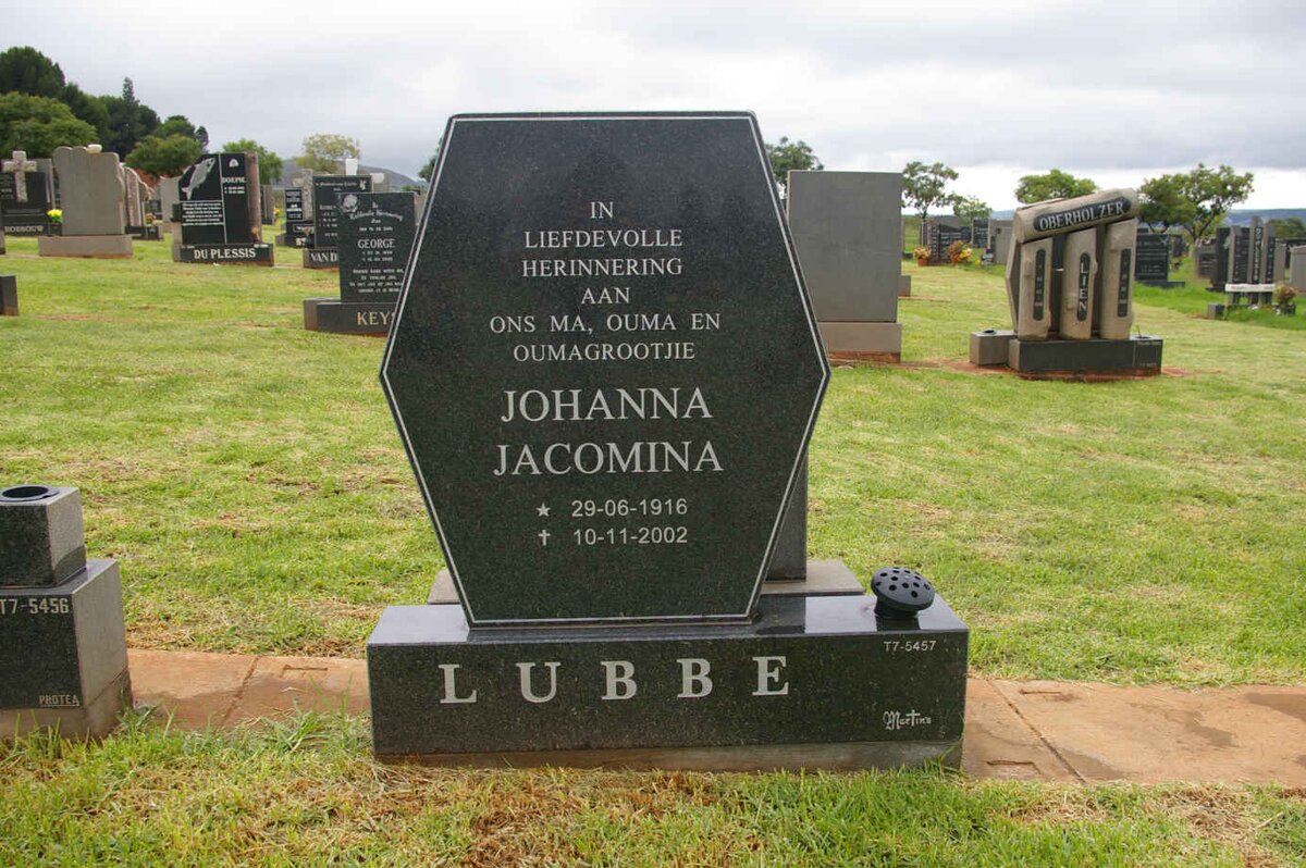 LUBBE Johanna Jacomina 1916 -2002