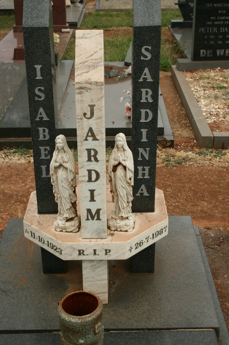 JARDIM Isabel Sardinha 1923-1987
