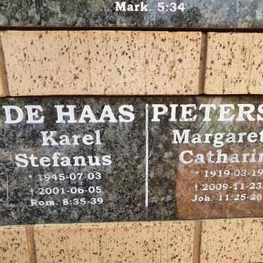 PIETERSE Margaretha Catharina 1919-2009 :: DE HAAS Karel Stefanus 1945-2001