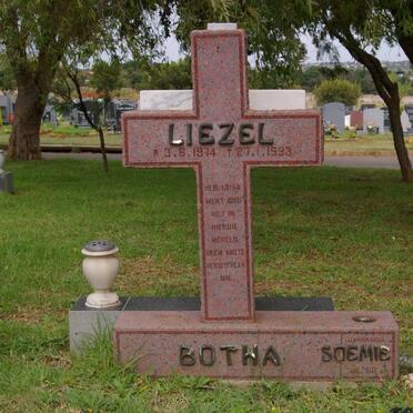 BOTHA Liezel 1974-1993