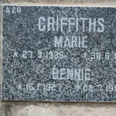 GRIFFITHS Bennie 1927-1992 &amp; Marie 1936-1991