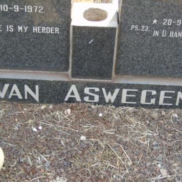 ASWEGEN Burger Adriaan, van 1890-1972 &amp; Hester Jacomina Jacoba 1895-1980