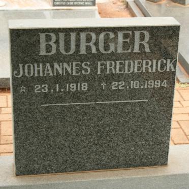 B - Vanne :: Surnames - B