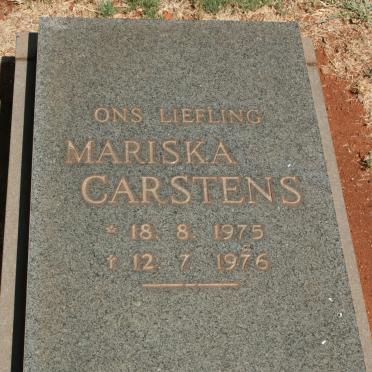 CARSTENS Mariska 1975-1976