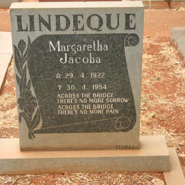 LINDEQUE Margaretha Jacoba 1922-1984