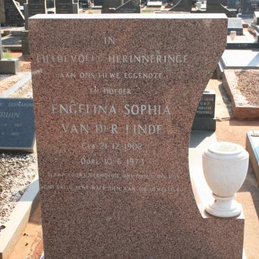 LINDE Engela Sophia, van der 1902-1973