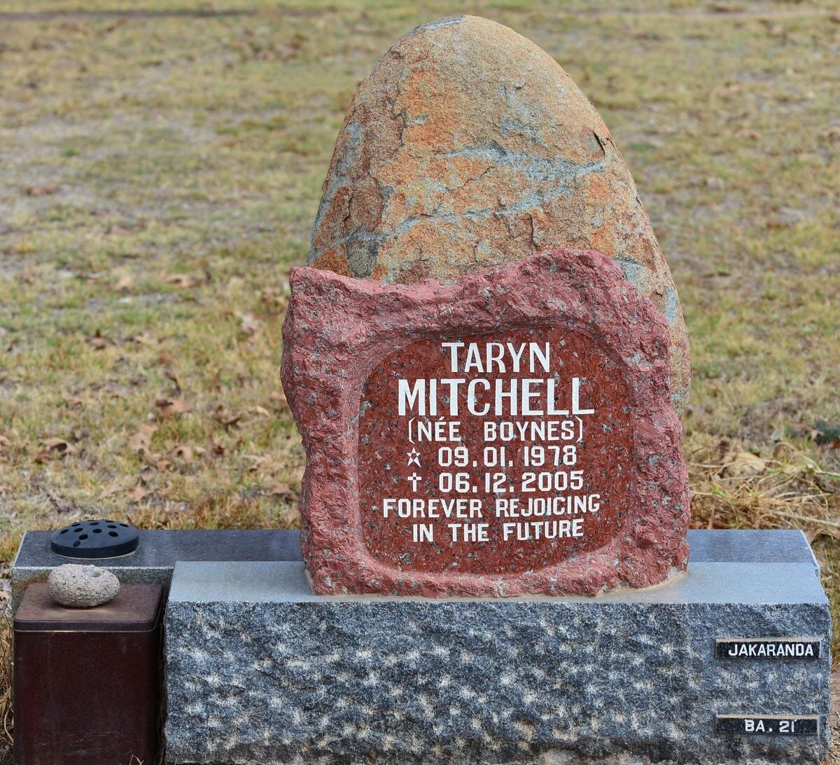 MITCHELL Taryn nee BOYNES 1978-2005