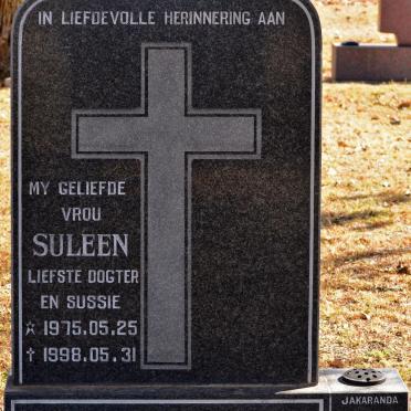 PLESSIS Suleen, du 1975-1998