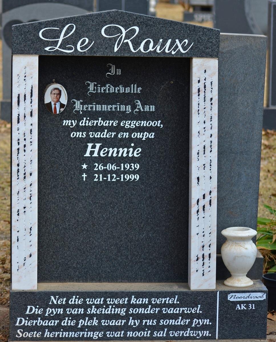 ROUX Hennie, le 1939-1999