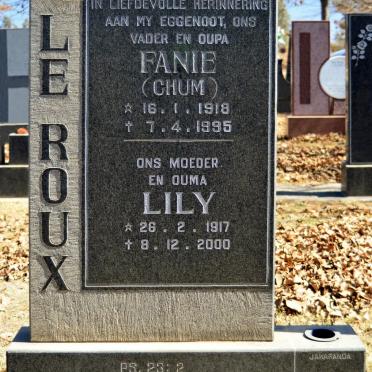 ROUX Fanie, le 1918-1995 &amp; Lily 1917-2000