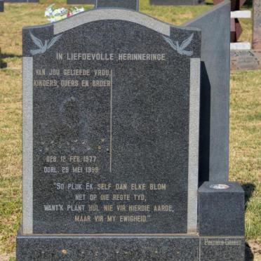 ROBINSEN James F. 1977-1999