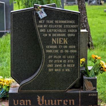 VUUREN Niek, van 1928-1996