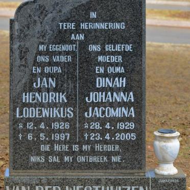 WESTHUIZEN Jan Hendrik Lodewikus, van der 1926-1997 &amp; Dinah Johanna Jacomina 1929-2005