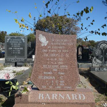 BARNARD Jacobus F.N. 1907-1985 &amp; Hermina C. 1915-1991