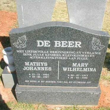 BEER Mathys Johannes, de 1904-1987 &amp; Mary Wilhelmina 1913-1996
