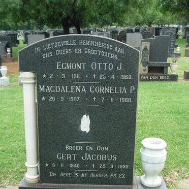 DEDEKIND Egmont Otto J. 1911-1980 &amp; Magdalena Cornelia P. 1907-1980 NEL :: DEDEKIND Gert Jacobus 1940-1980