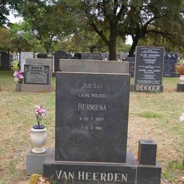 HEERDEN Hermiena, van 1894-1981
