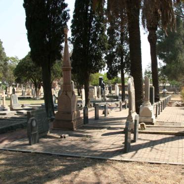 03. Overview of graves at the Heroes Acre