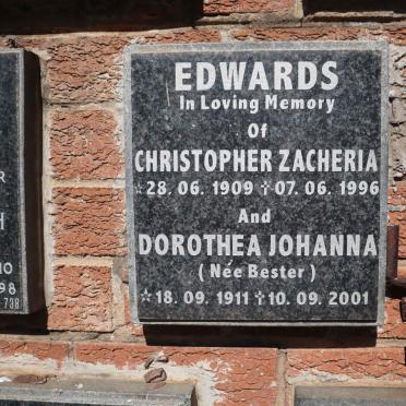 EDWARDS Christopher Zacheria 1909-1996 &amp; Dorothea Johanna BESTER 1911-2001