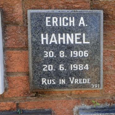 HAHNEL Erich A. 1906-1984