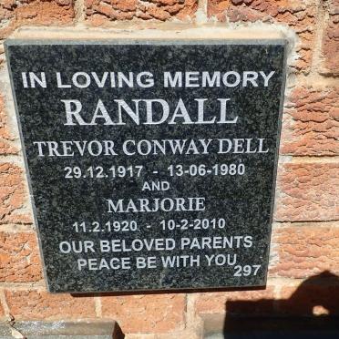RANDALL Trevor Conway Dell 1917-1980 &amp; Marjorie 1920-2010