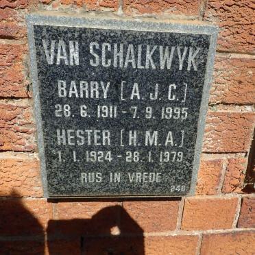 SCHALKWYK A.J.C., van 1911-1995 &amp; H.M.A. 1924-1979