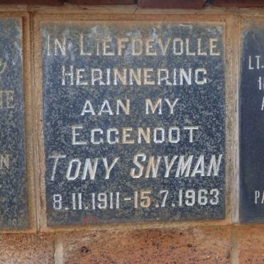 SNYMAN Tony 1911-1963