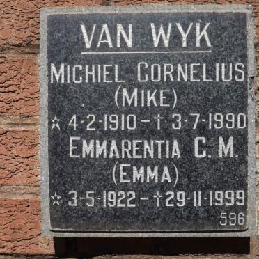 WYK Michiel Cornelius, van 1910-1990 &amp; Emmarentia C.M. 1922-1999