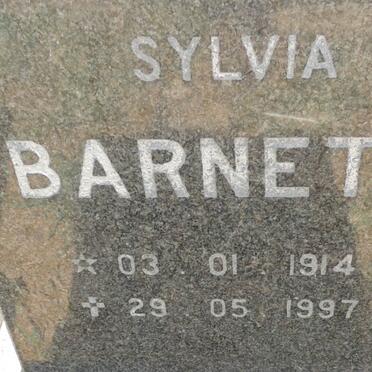 BARNETT Sylvia 1914-1997